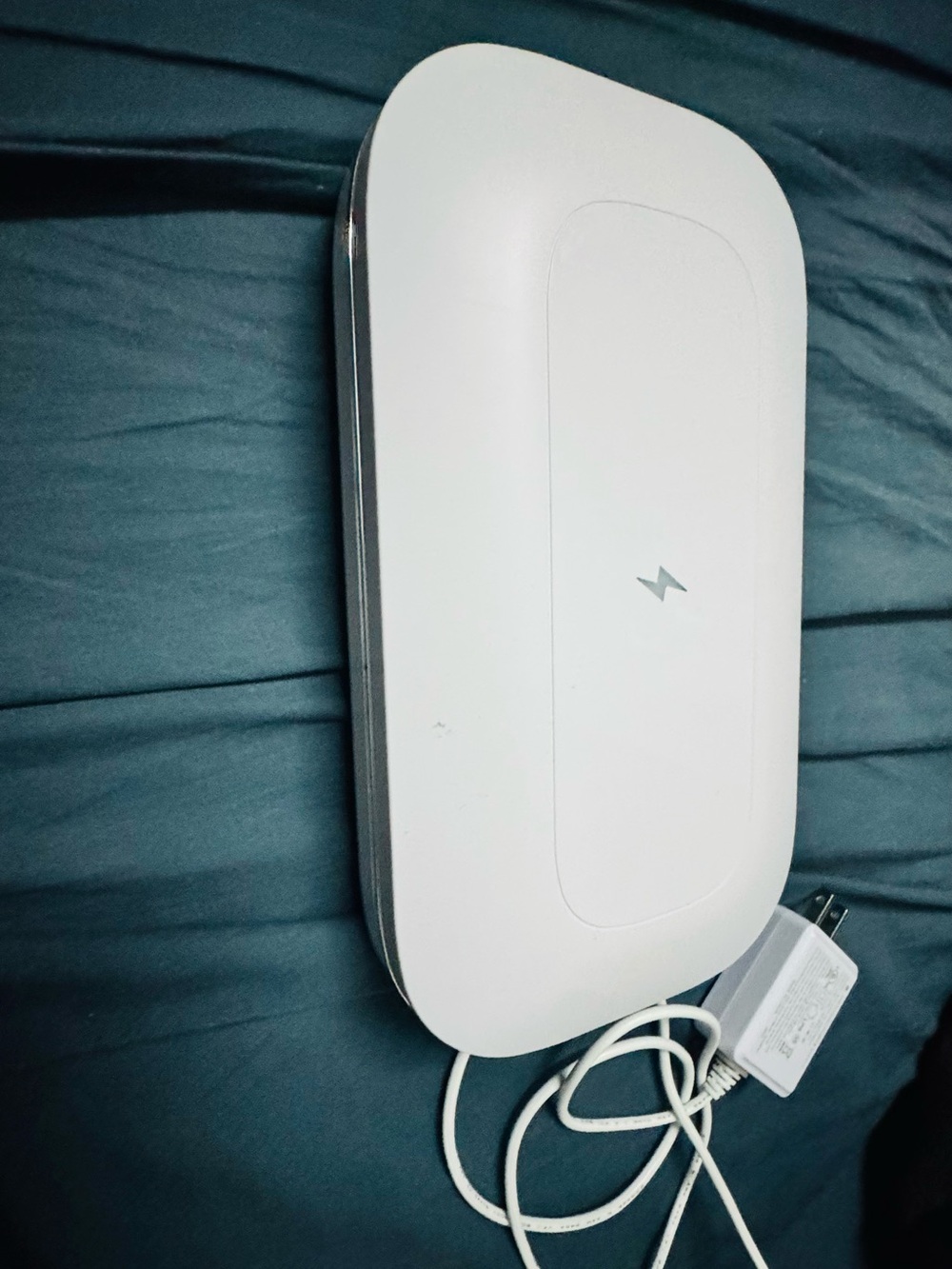 White Wireless Router - Compact Home Wi‑Fi Access Point